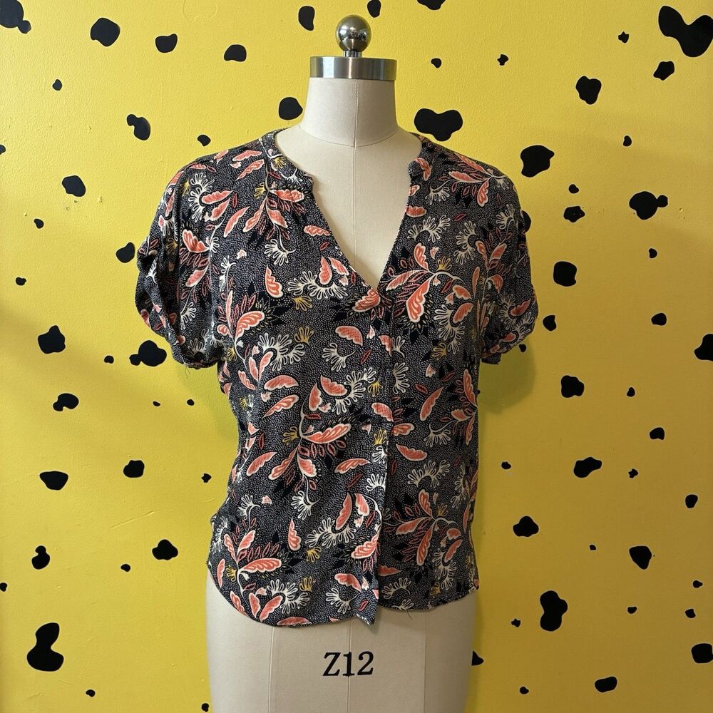 H&M Women's Floral V-Neck Blouse Size 4 Short Sleeve Lightweight